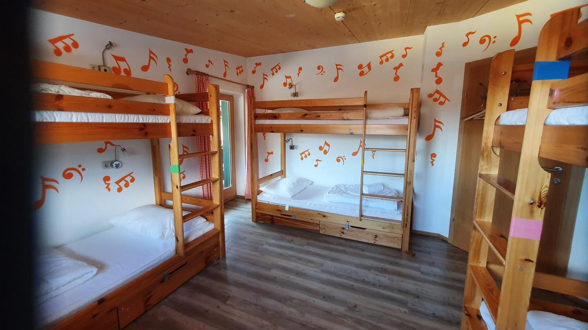 Alpking Hostel Елльмау Екстер'єр фото