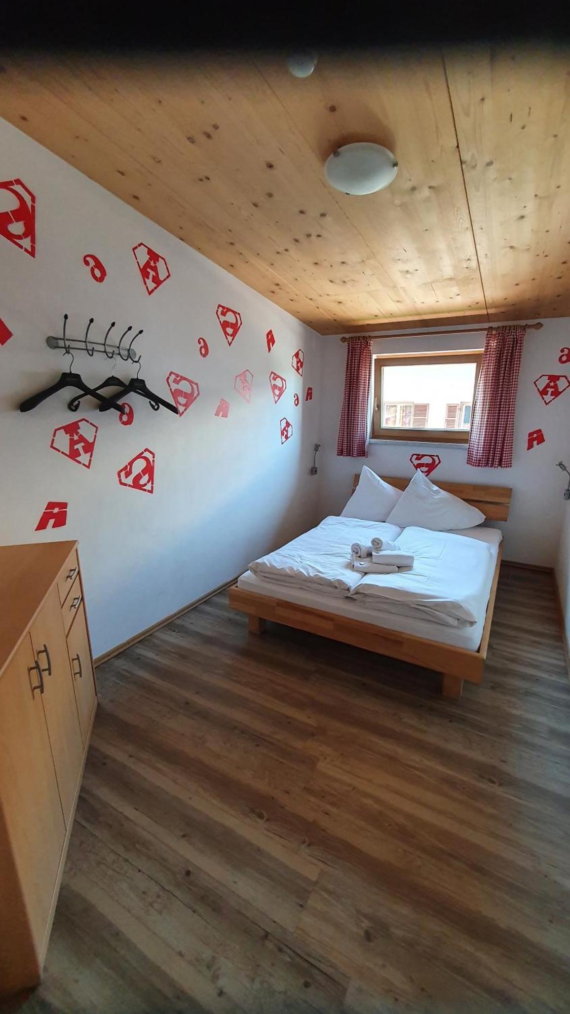 Alpking Hostel Елльмау Екстер'єр фото