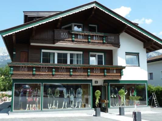 Alpking Hostel Елльмау Екстер'єр фото
